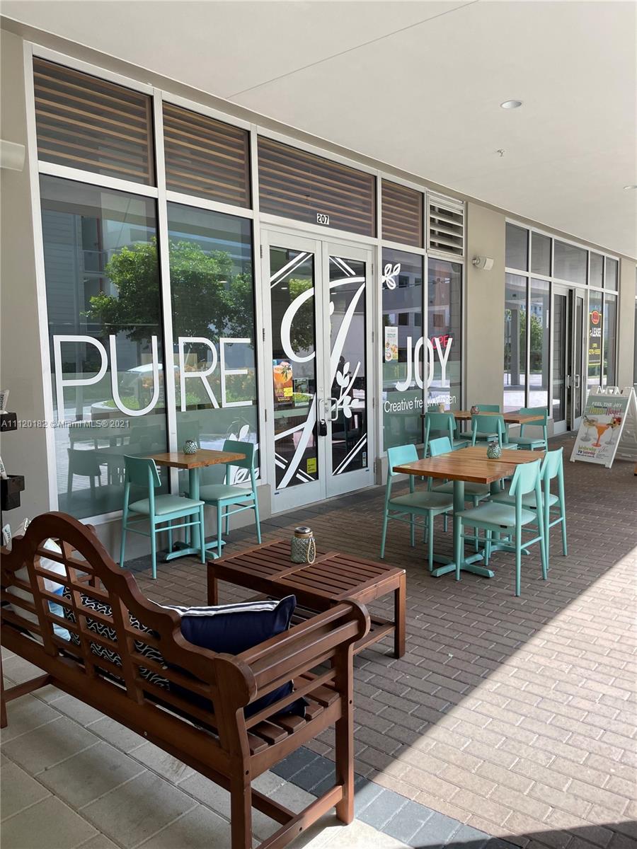 MIDTOWN DORAL - Residential