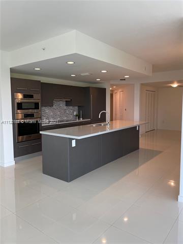 MIDTOWN DORAL - Residential