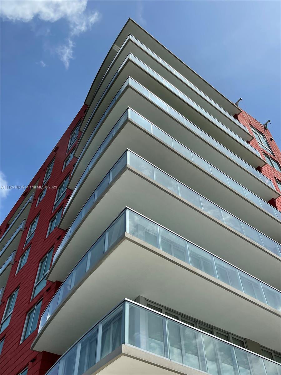 MIDTOWN DORAL - Residential