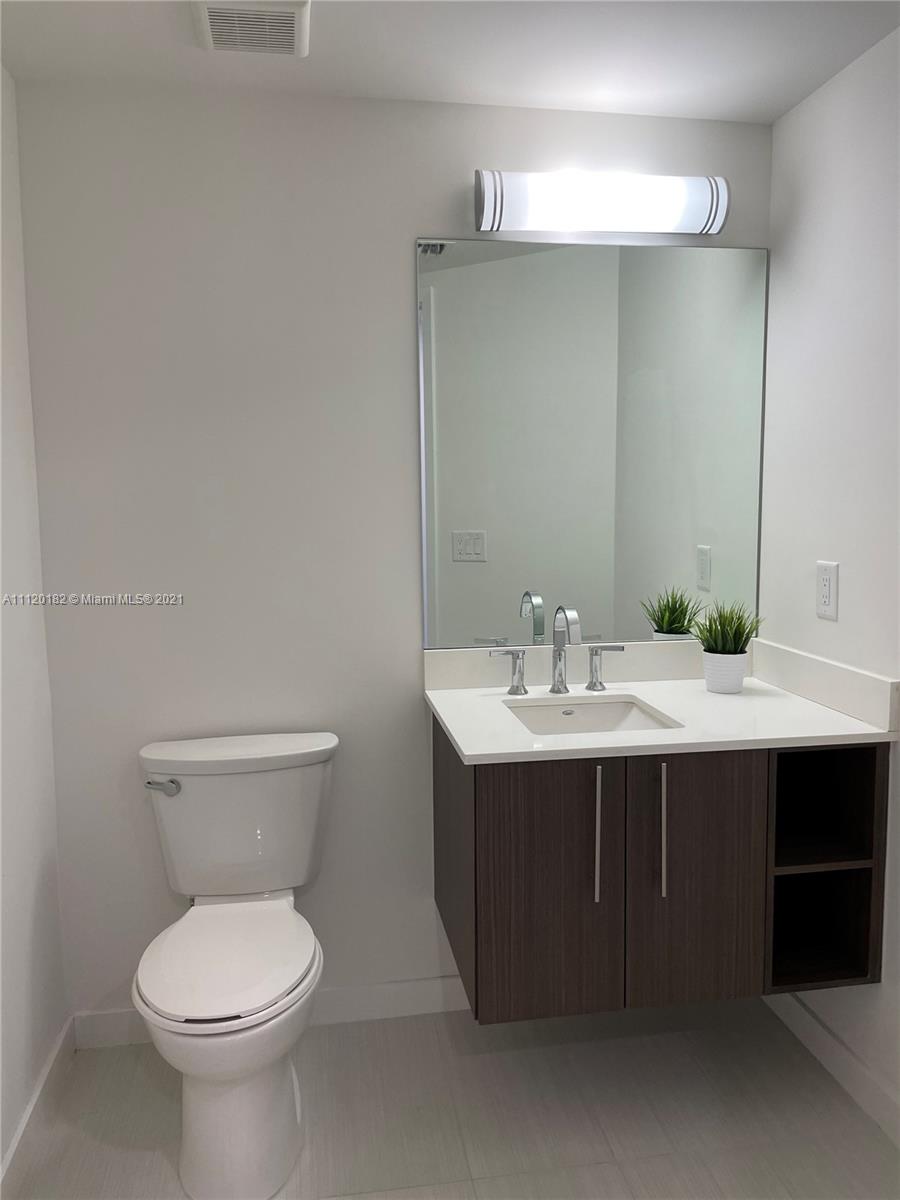MIDTOWN DORAL - Residential