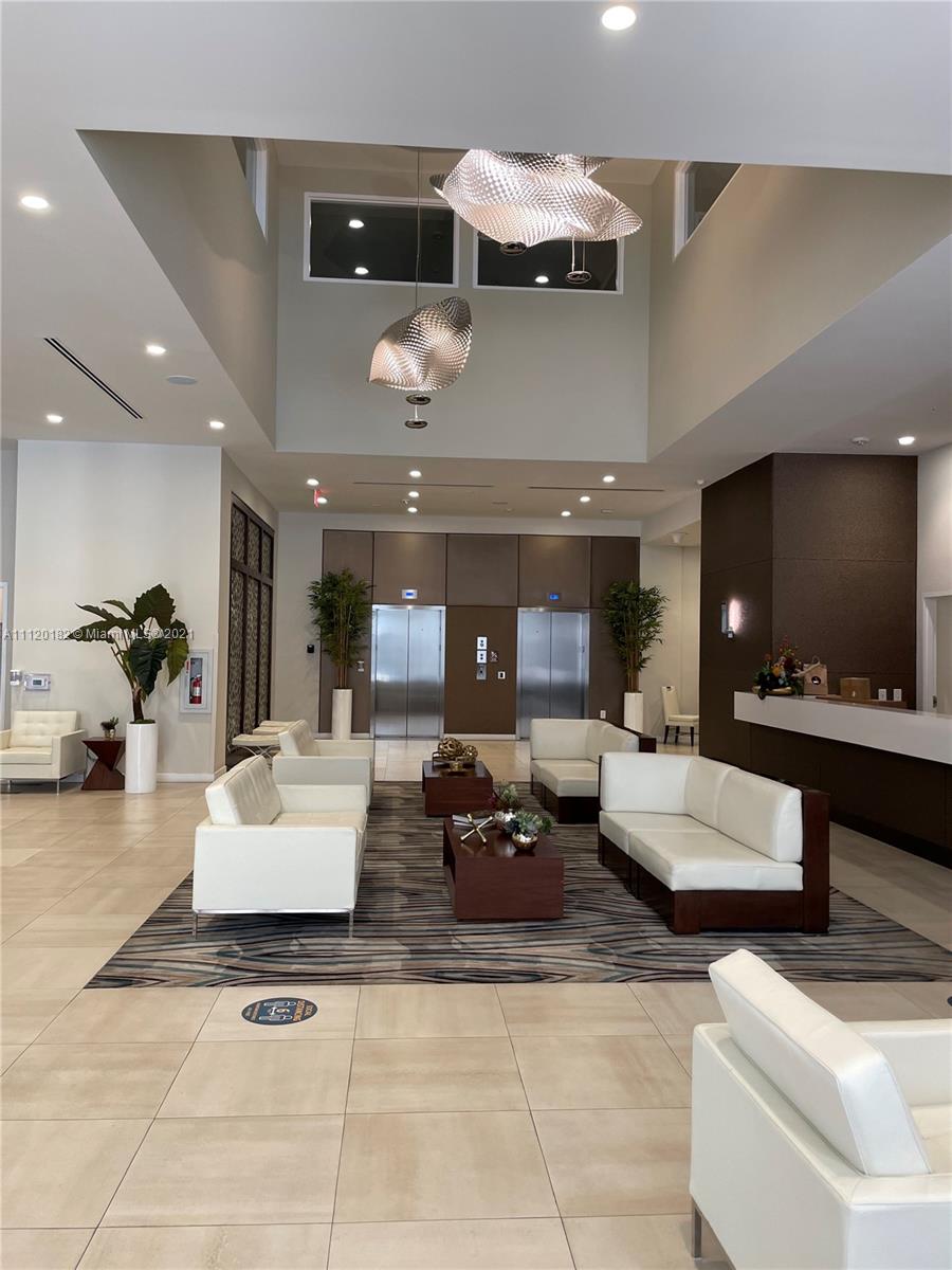 MIDTOWN DORAL - Residential