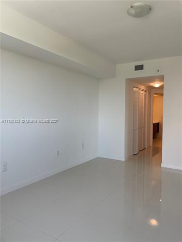MIDTOWN DORAL - Residential