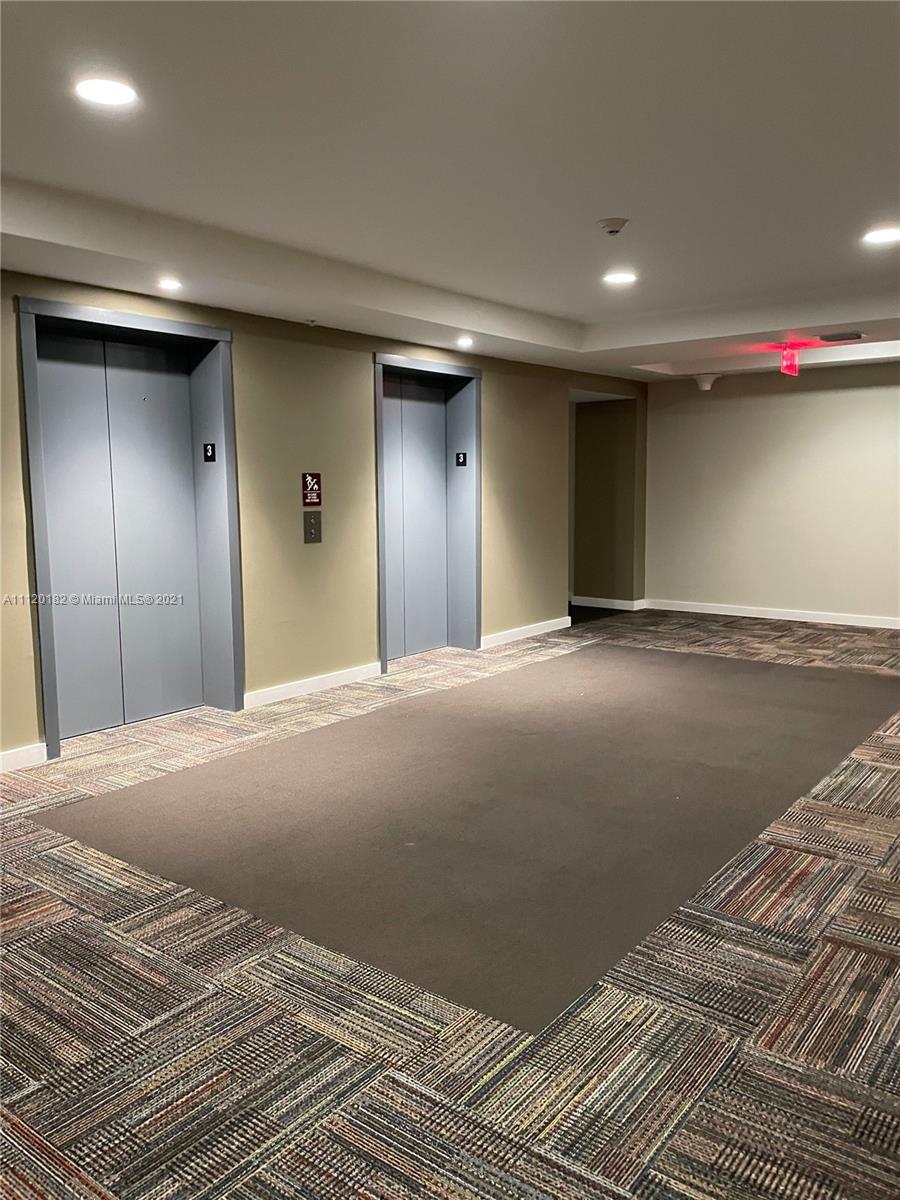 MIDTOWN DORAL - Residential