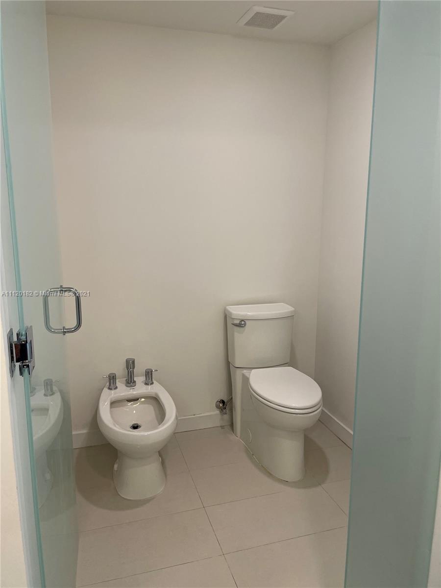 MIDTOWN DORAL - Residential