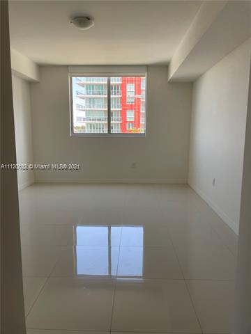 MIDTOWN DORAL - Residential