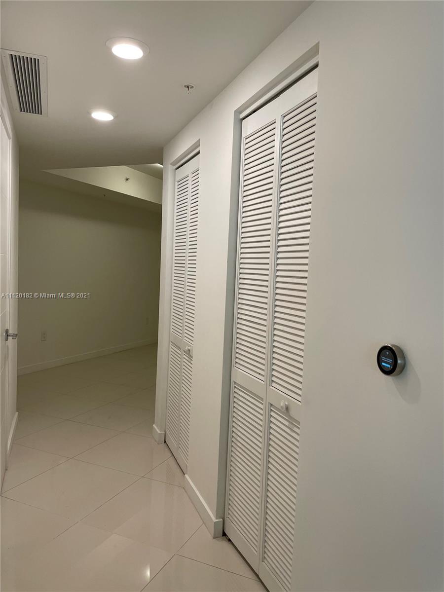 MIDTOWN DORAL - Residential