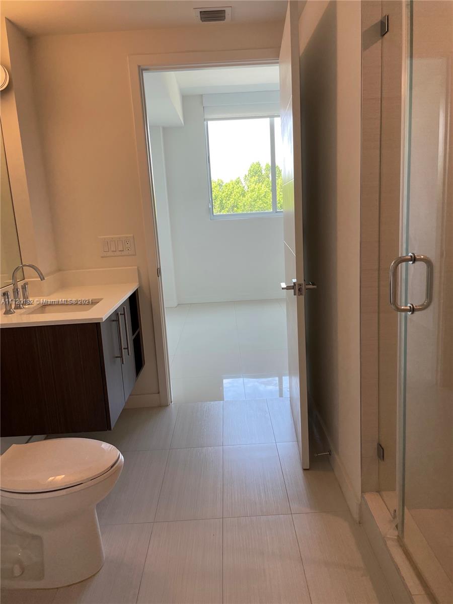 MIDTOWN DORAL - Residential