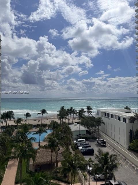 TIDES ON HOLLYWOOD BEACH - Residential