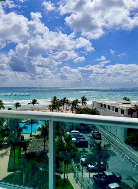 TIDES ON HOLLYWOOD BEACH - Residential