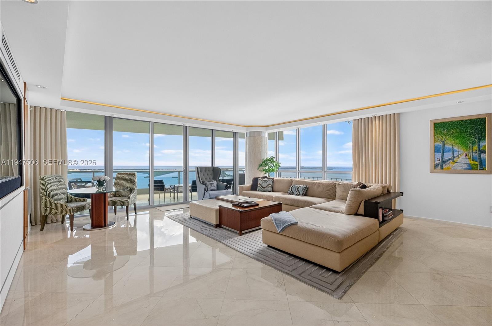 JADE RESIDENCES - Residential
