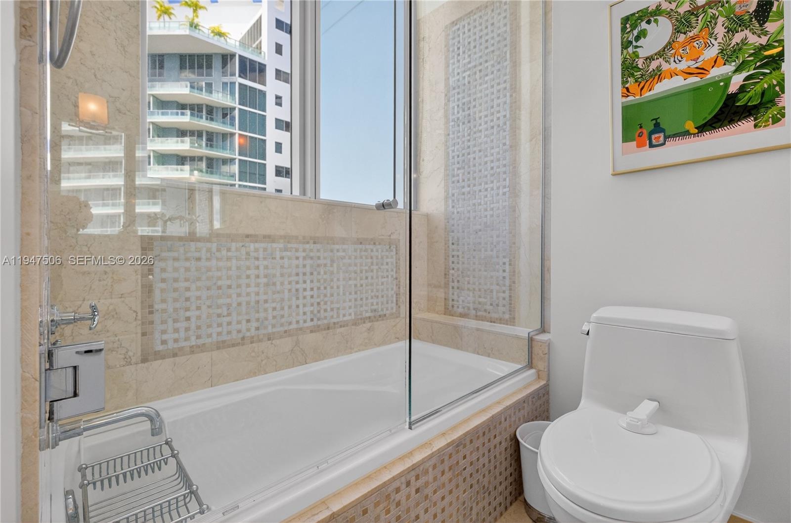 JADE RESIDENCES - Residential