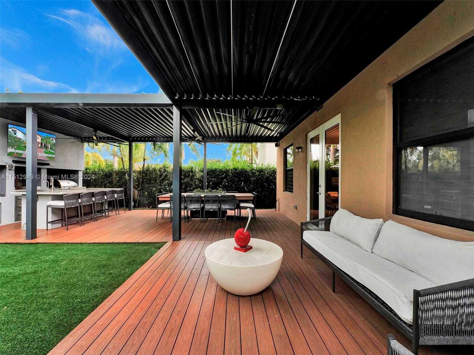 GRAND BAY NORTH - Residential Lease