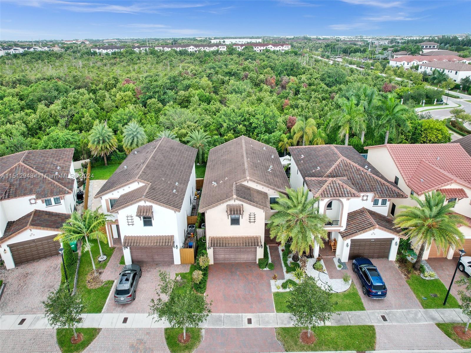 GRAND BAY NORTH - Residential Lease