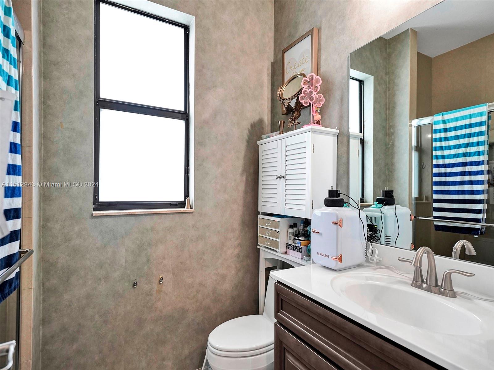 GRAND BAY NORTH - Residential Lease