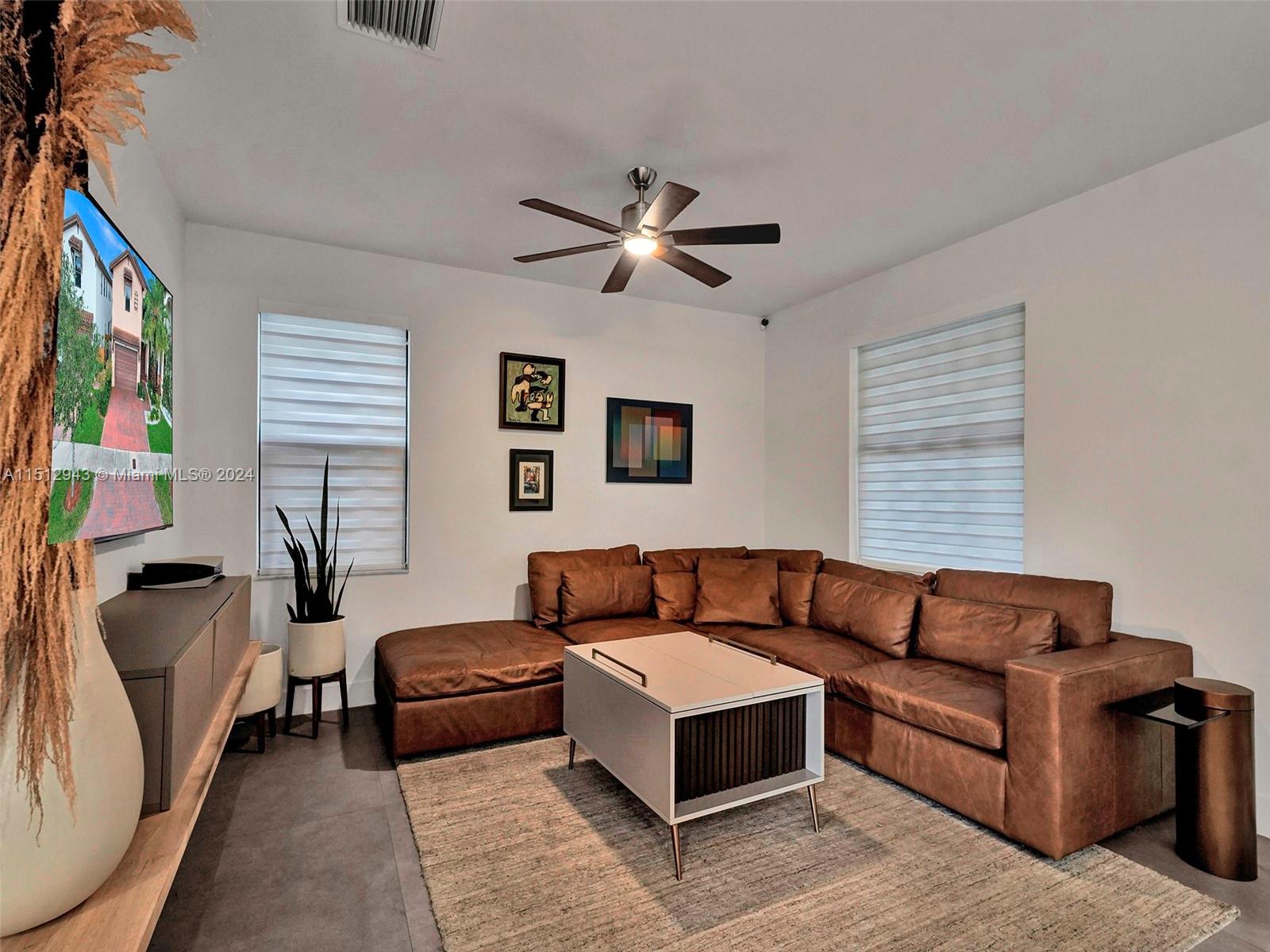 GRAND BAY NORTH - Residential Lease