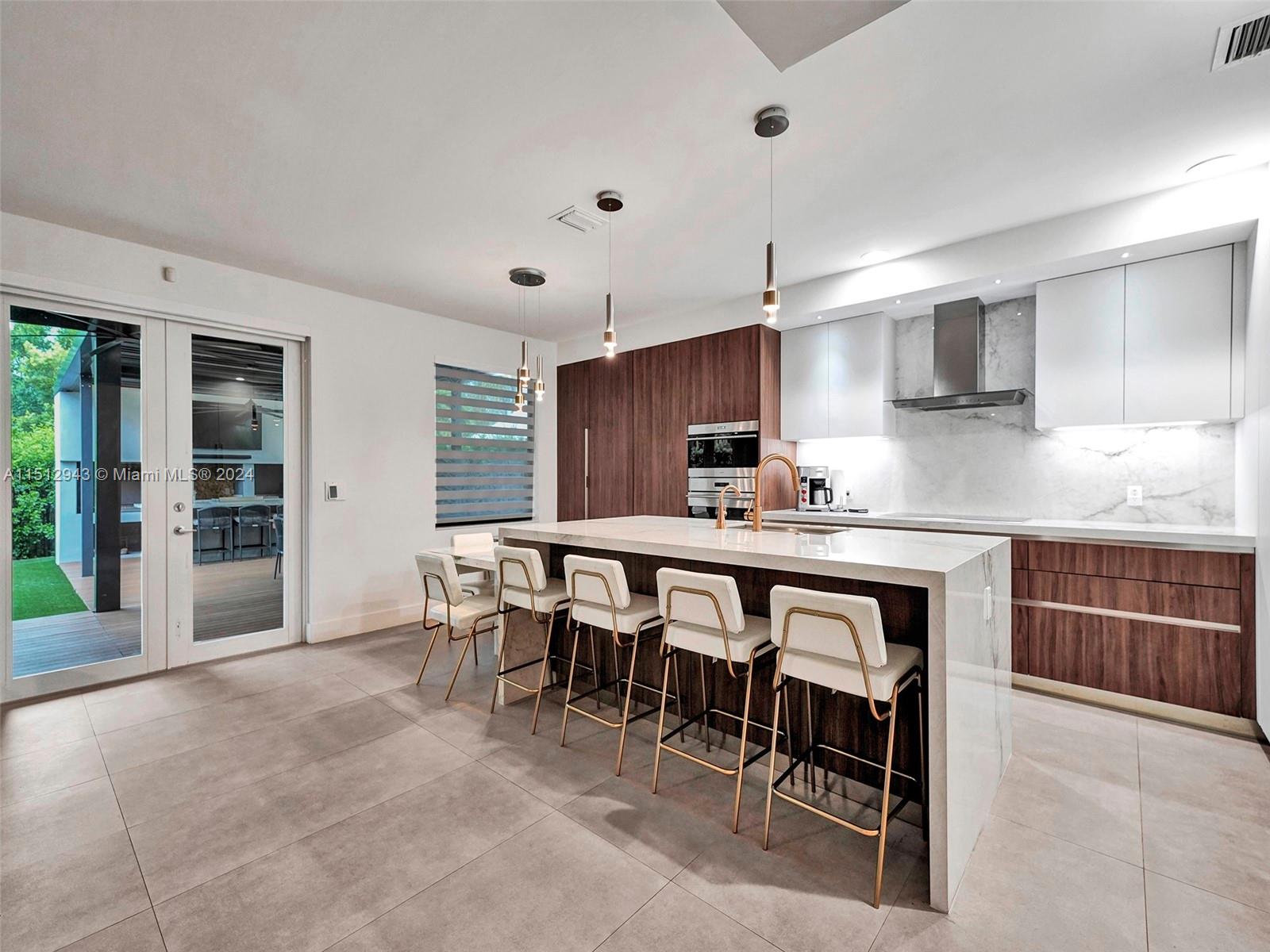 GRAND BAY NORTH - Residential Lease