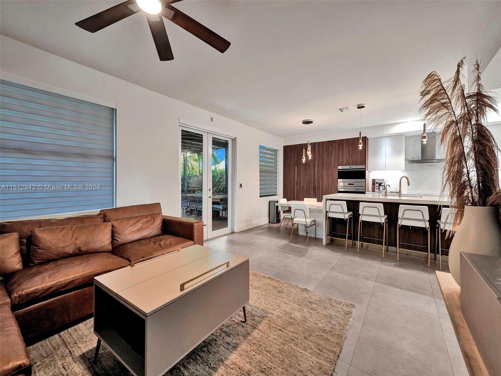 GRAND BAY NORTH - Residential Lease