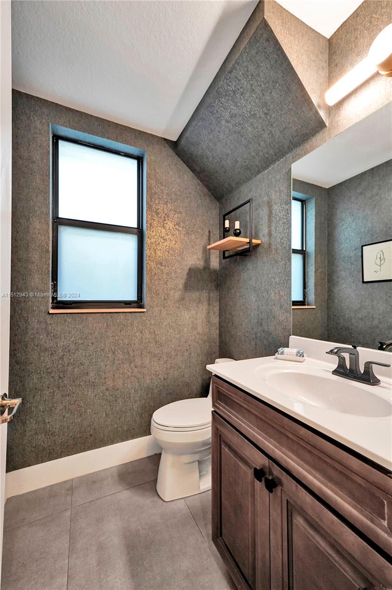 GRAND BAY NORTH - Residential Lease