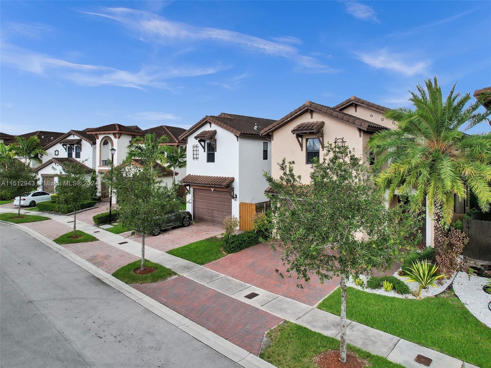 GRAND BAY NORTH - Residential Lease
