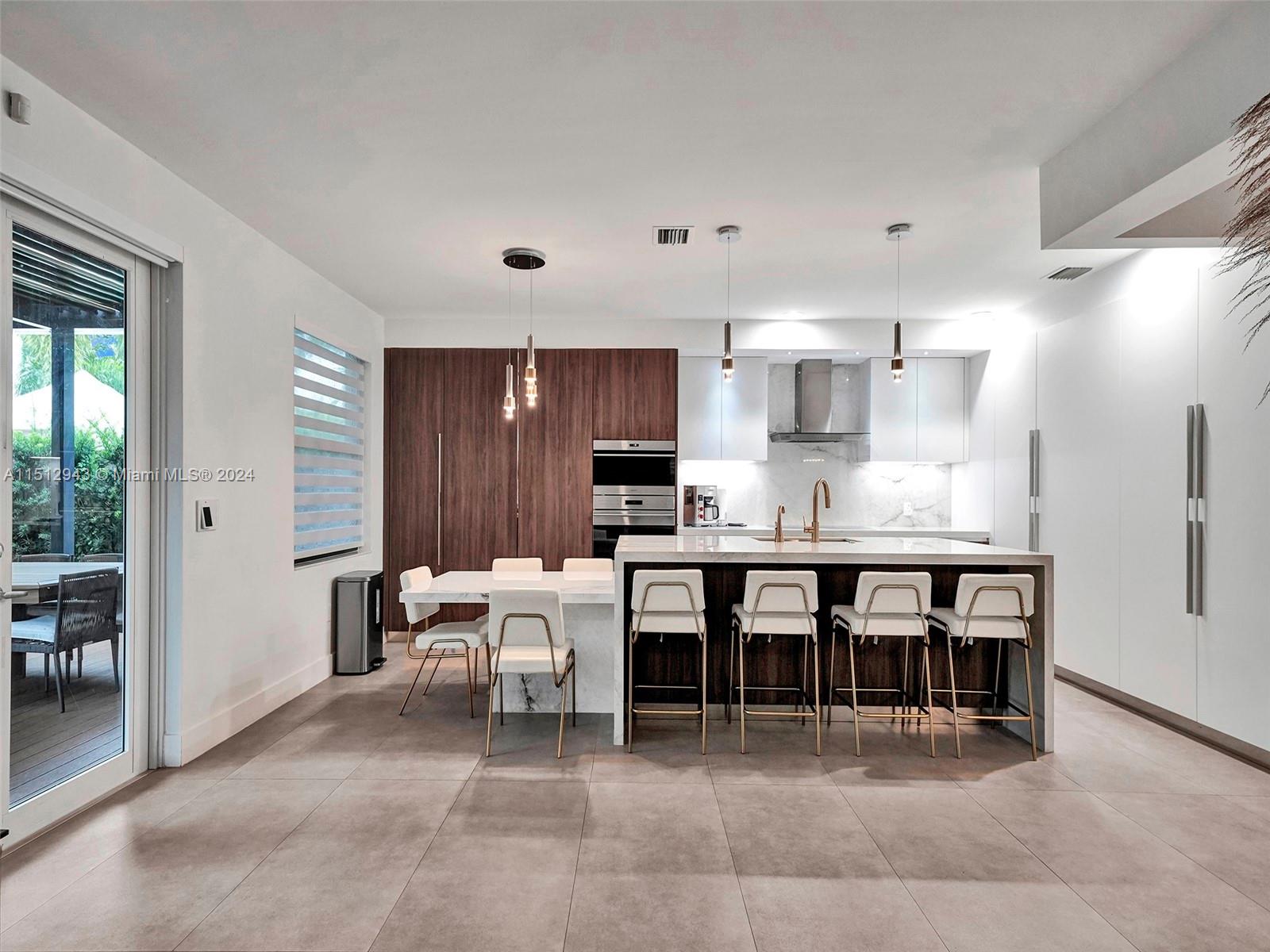 GRAND BAY NORTH - Residential Lease