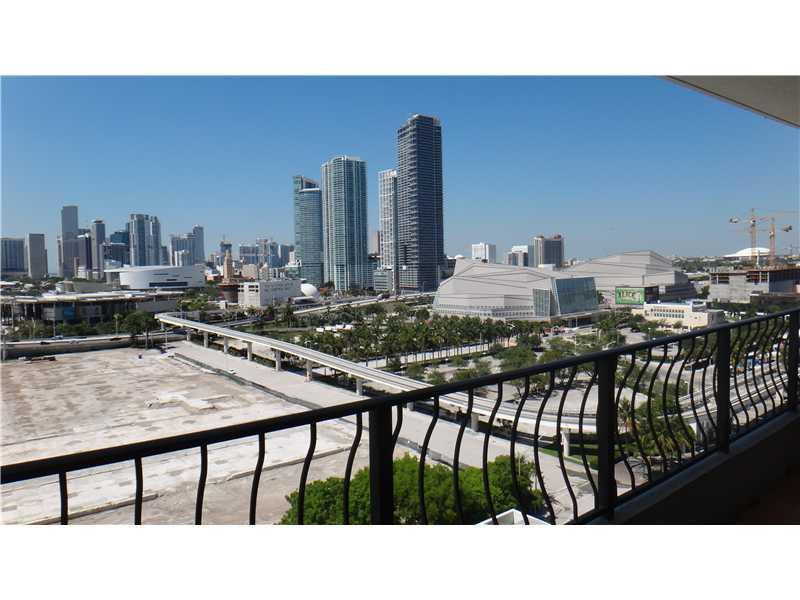 VENETIA CONDO - Residential Lease