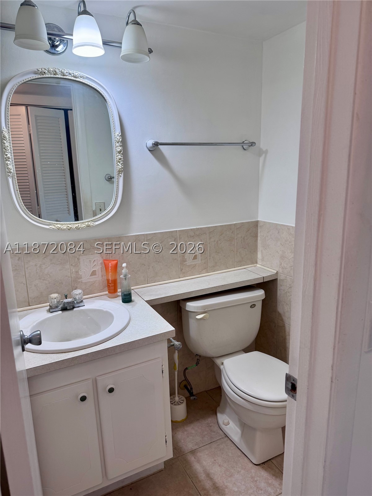 NEWPORT A CONDO - Residential