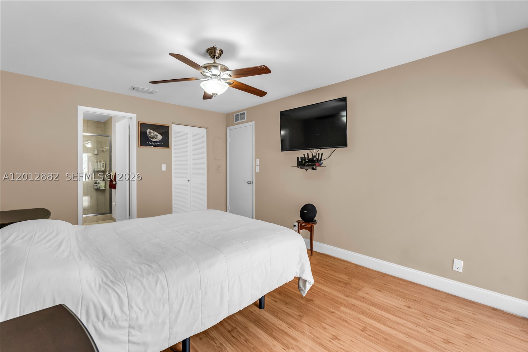 SPYGLASS CONDOMINIUM 1 - Residential