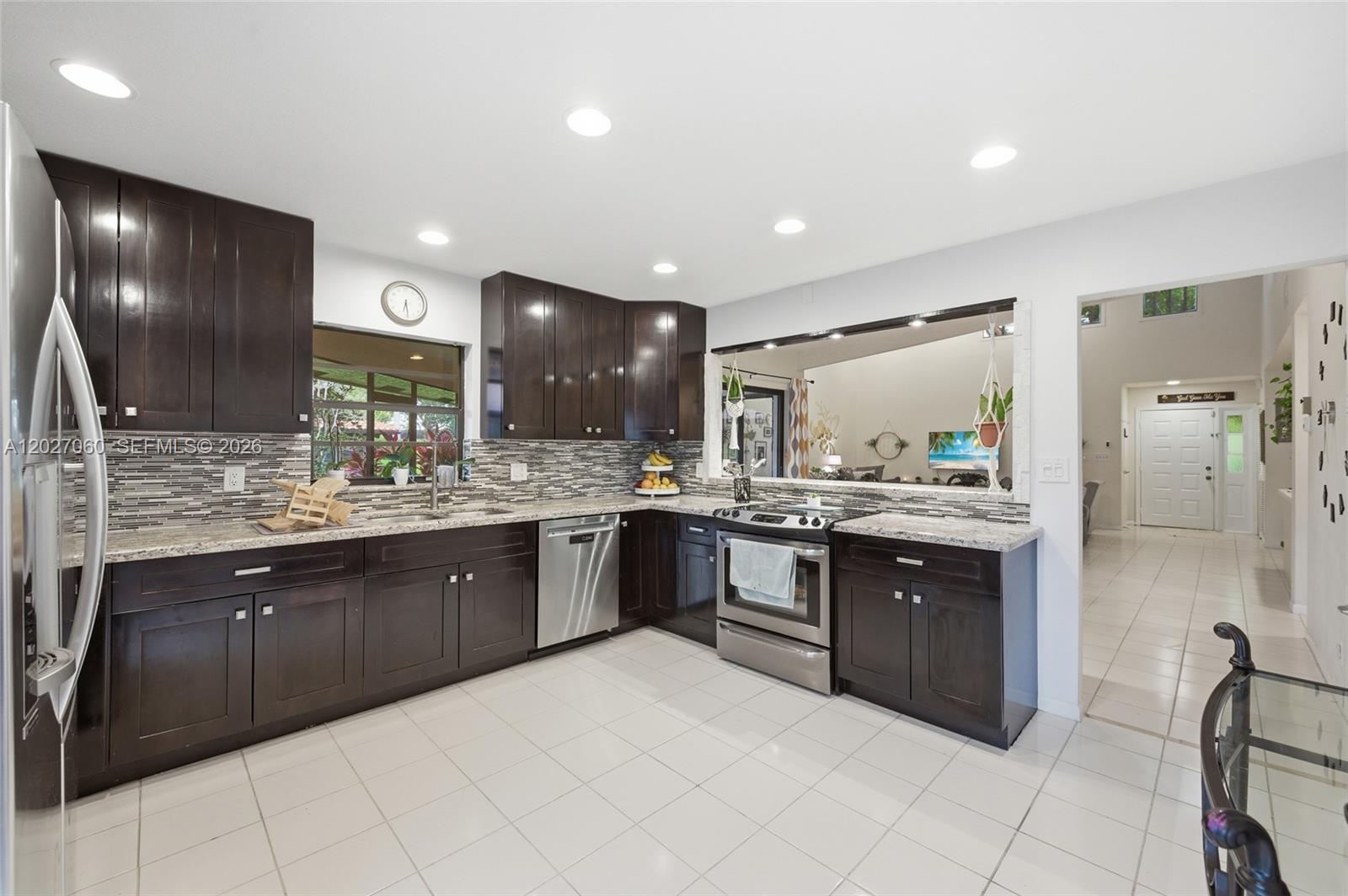 PINES AT WOODMONT II CONDO - Residential