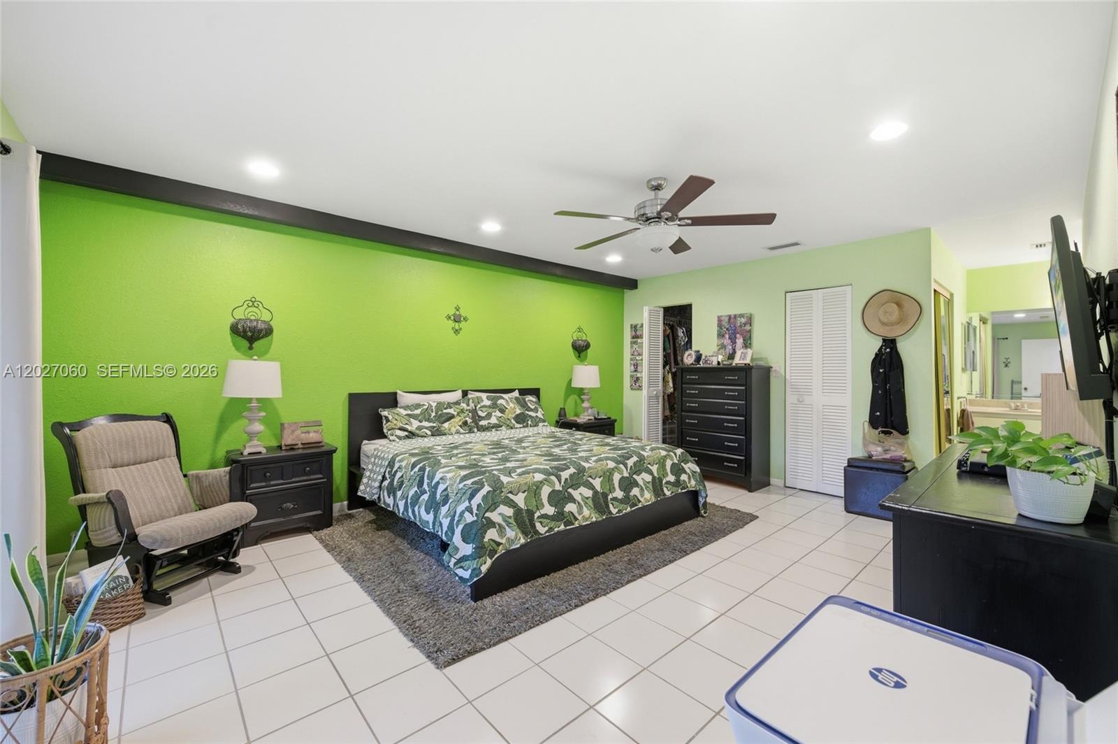 PINES AT WOODMONT II CONDO - Residential