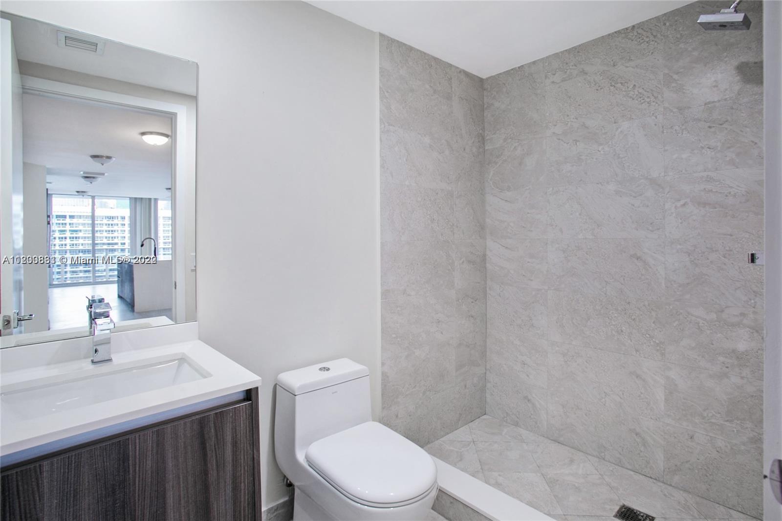 ARIA ON THE BAY CONDO - Residential