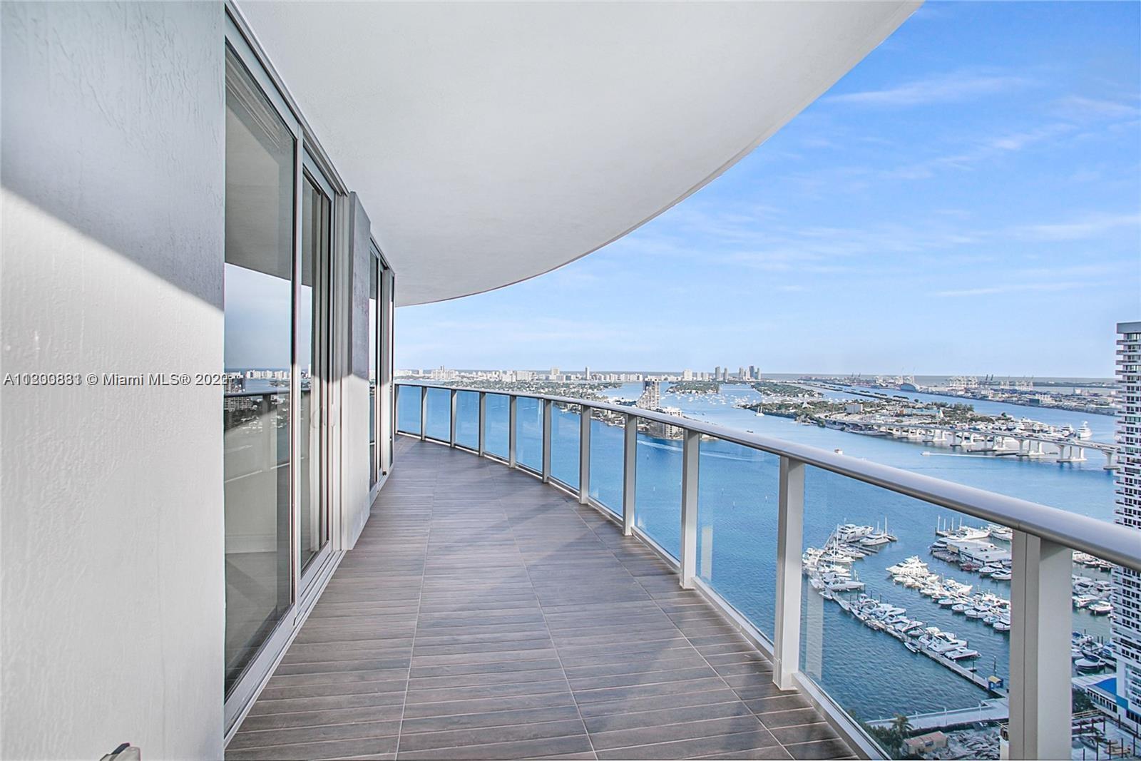 ARIA ON THE BAY CONDO - Residential
