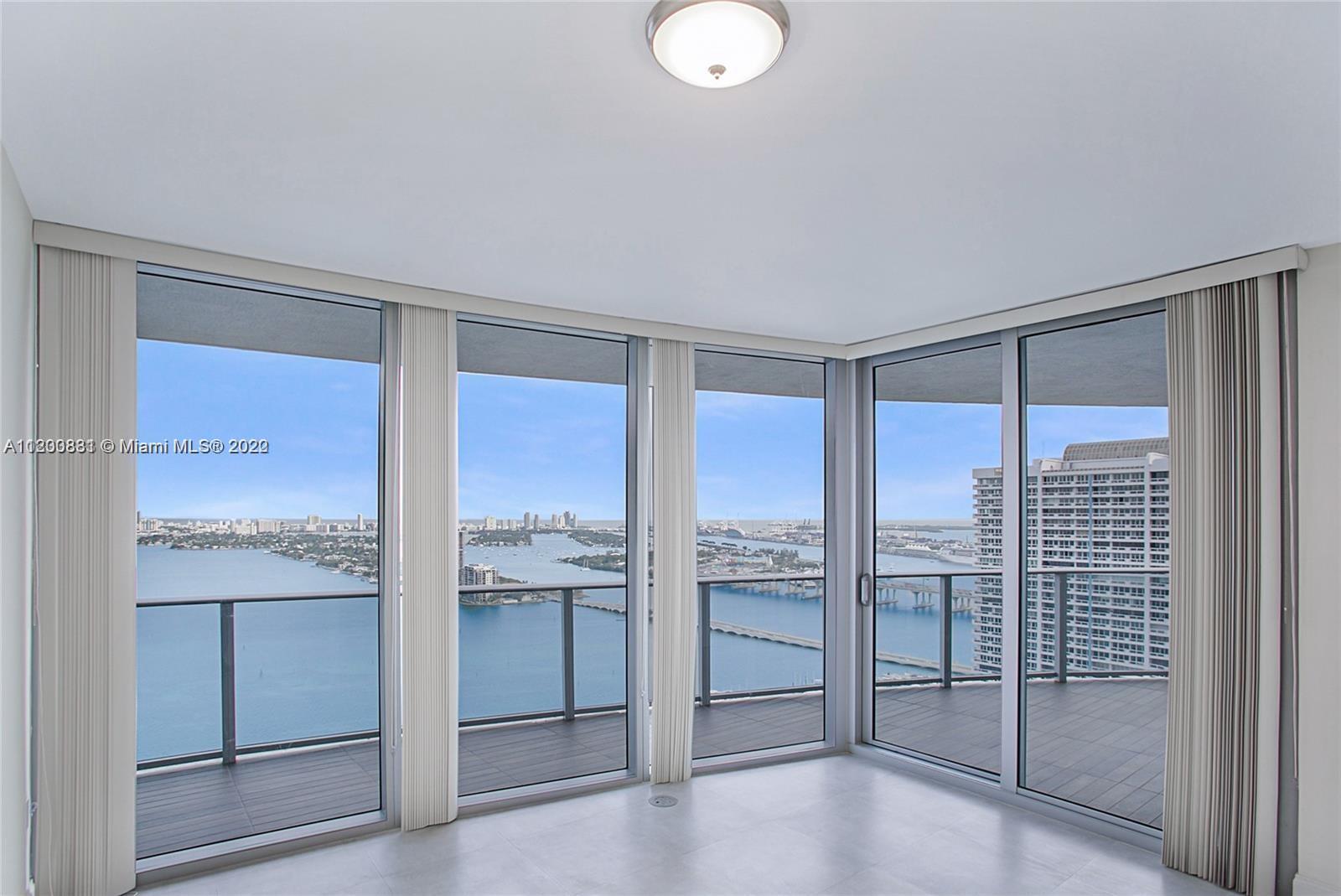 ARIA ON THE BAY CONDO - Residential