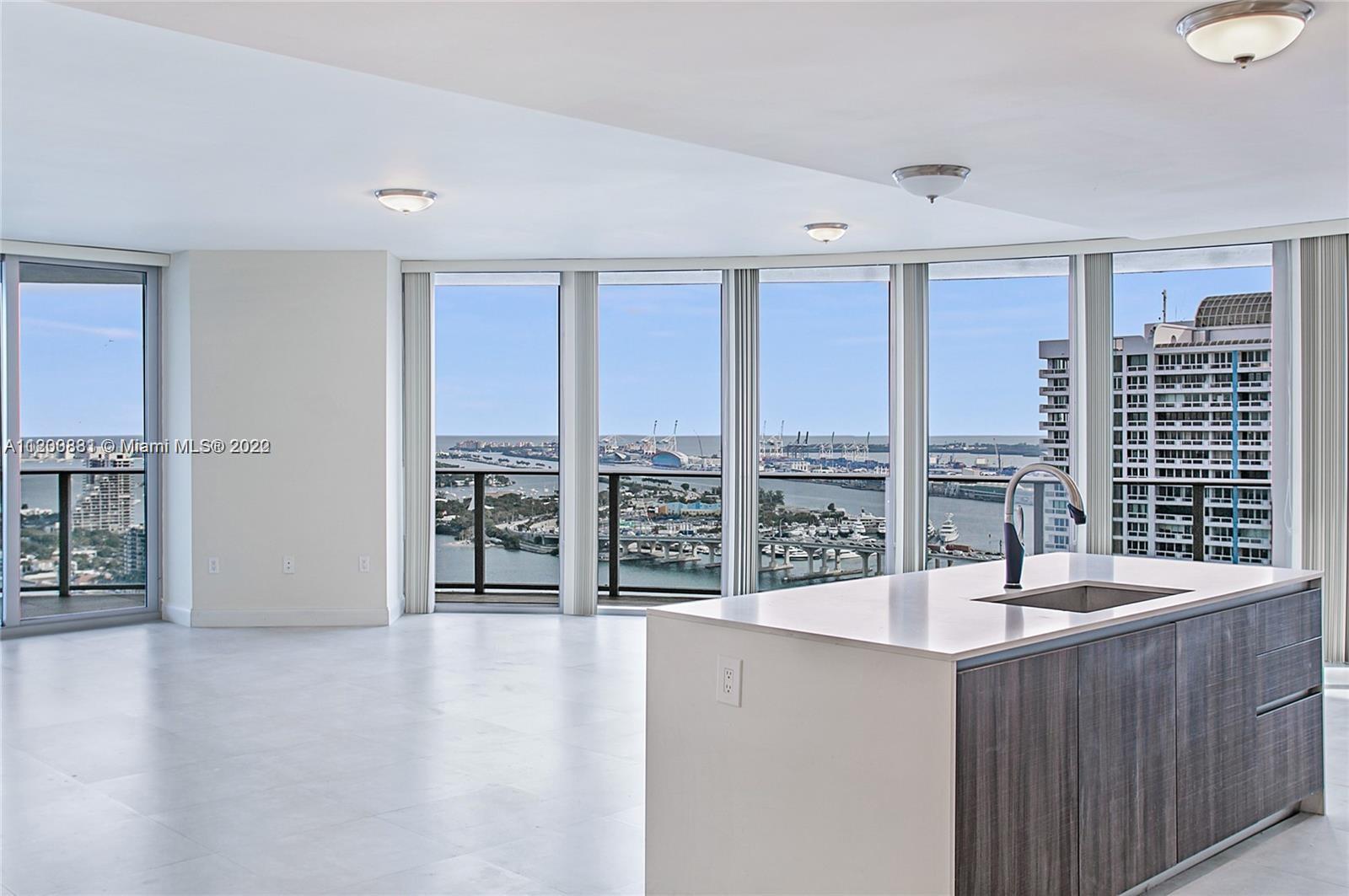 ARIA ON THE BAY CONDO - Residential