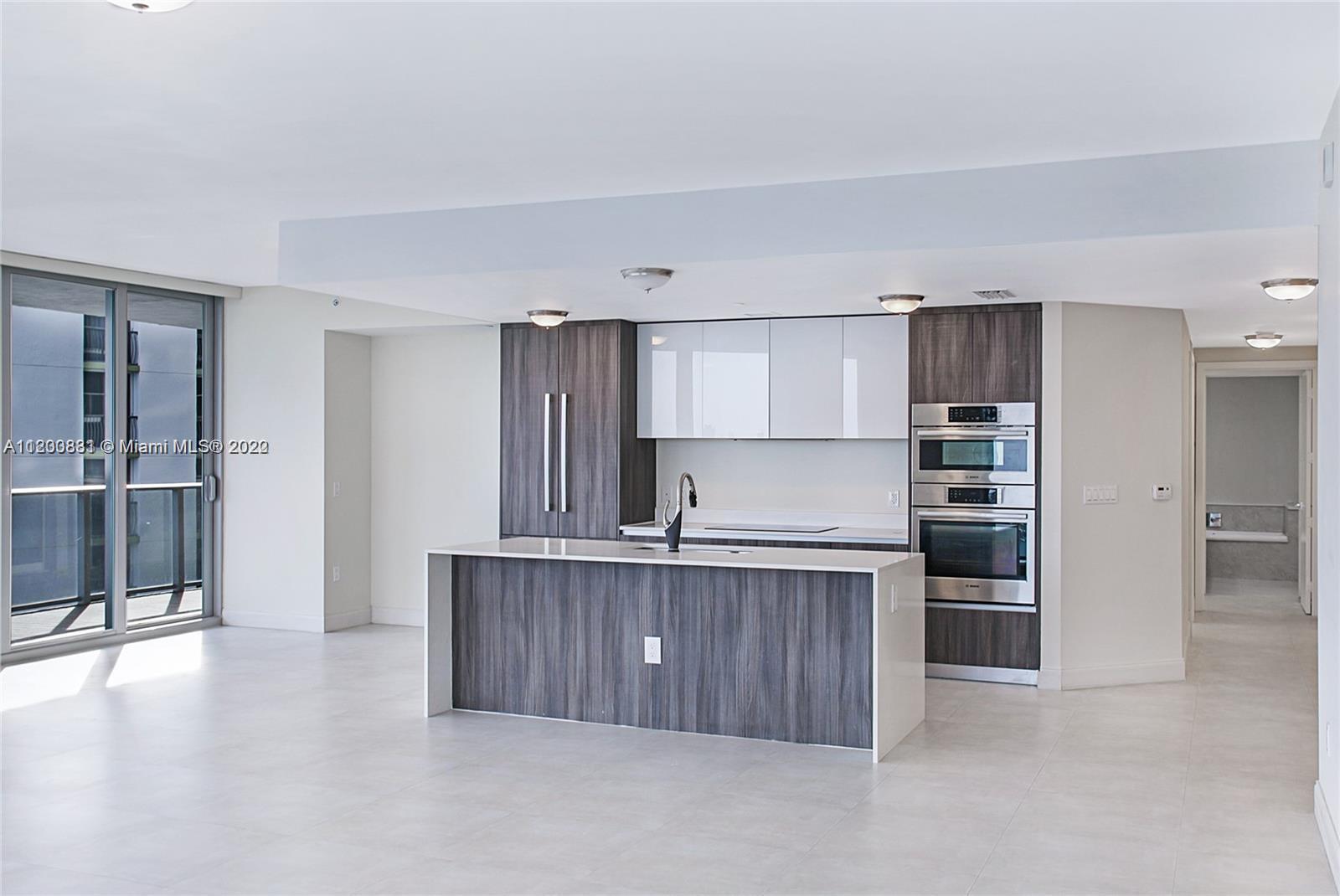 ARIA ON THE BAY CONDO - Residential
