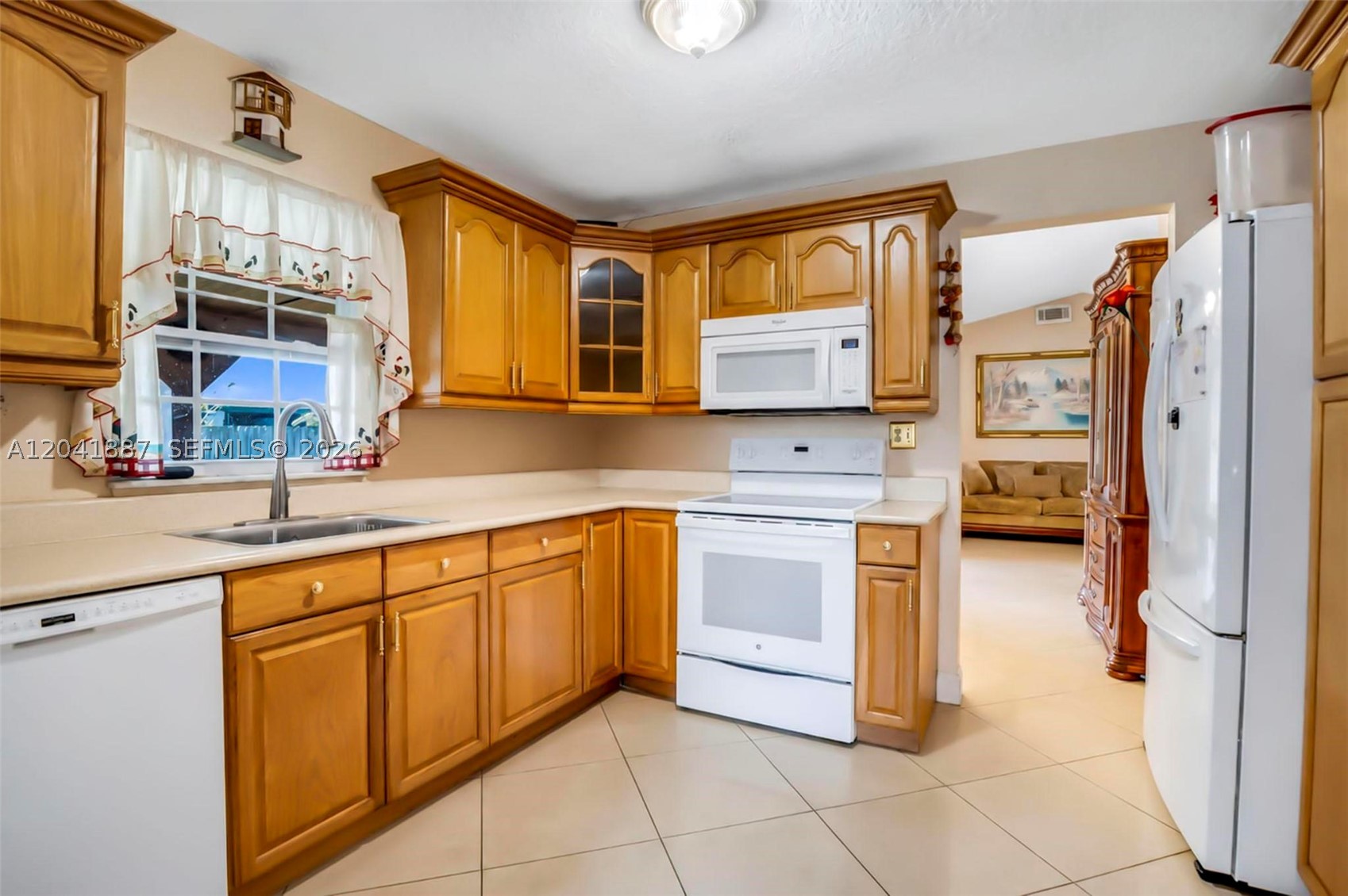COUNTRY LAKE MANORS SEC 3 - Residential
