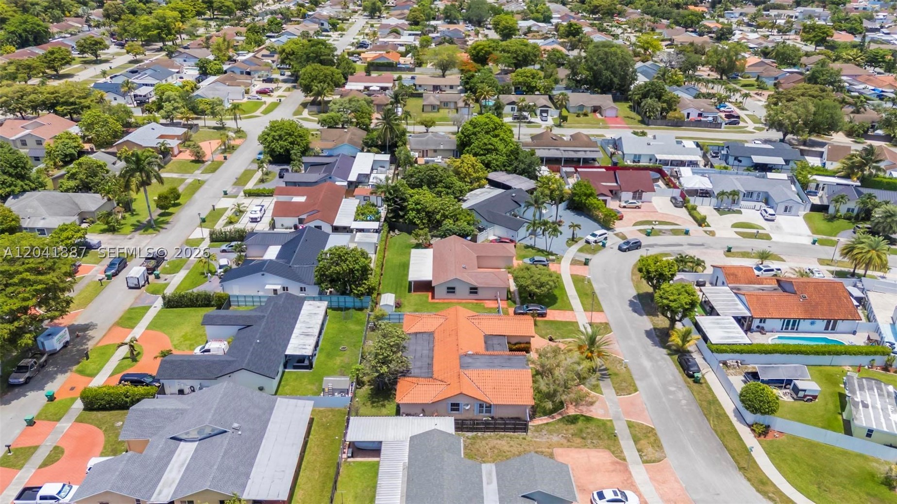 COUNTRY LAKE MANORS SEC 3 - Residential