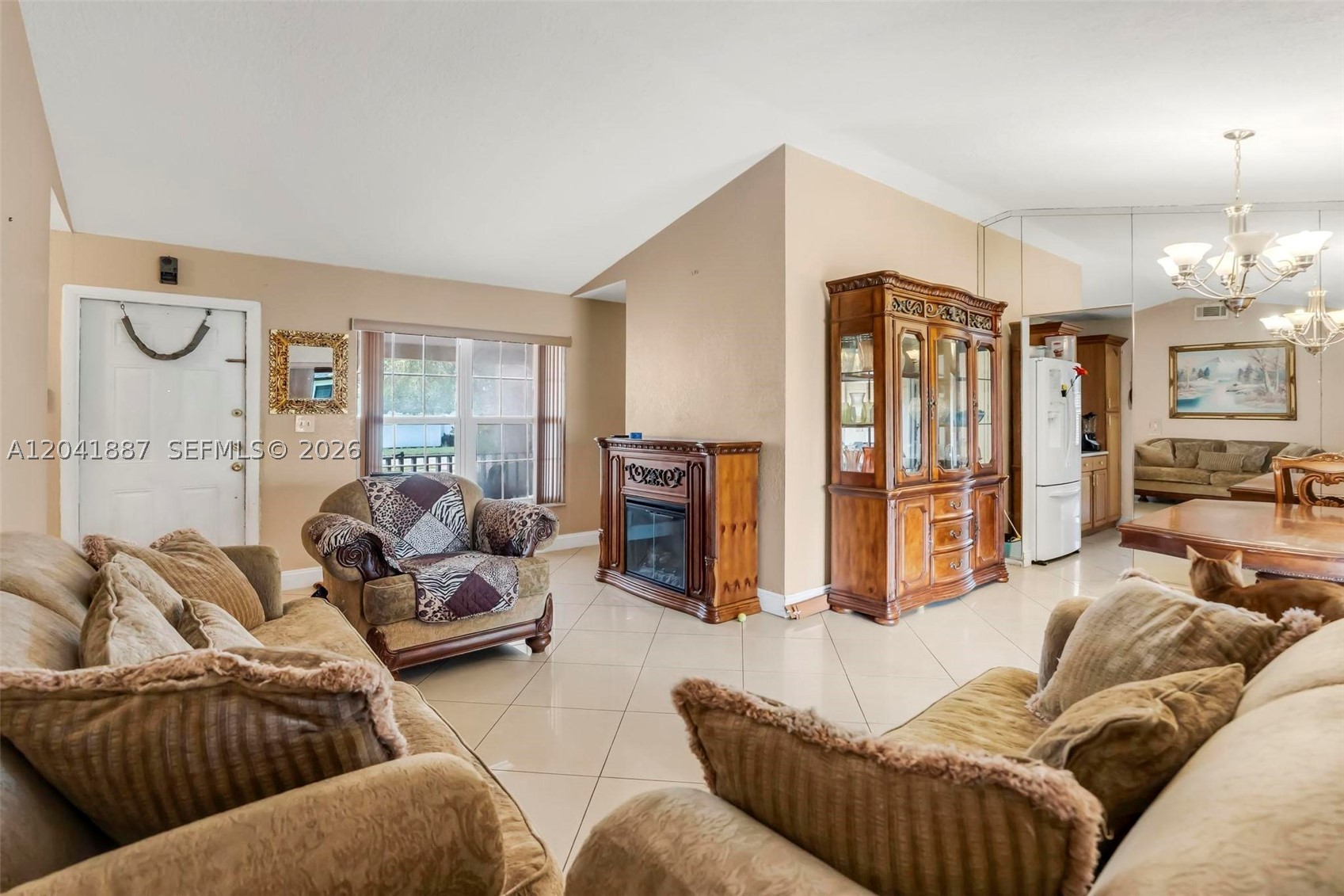 COUNTRY LAKE MANORS SEC 3 - Residential