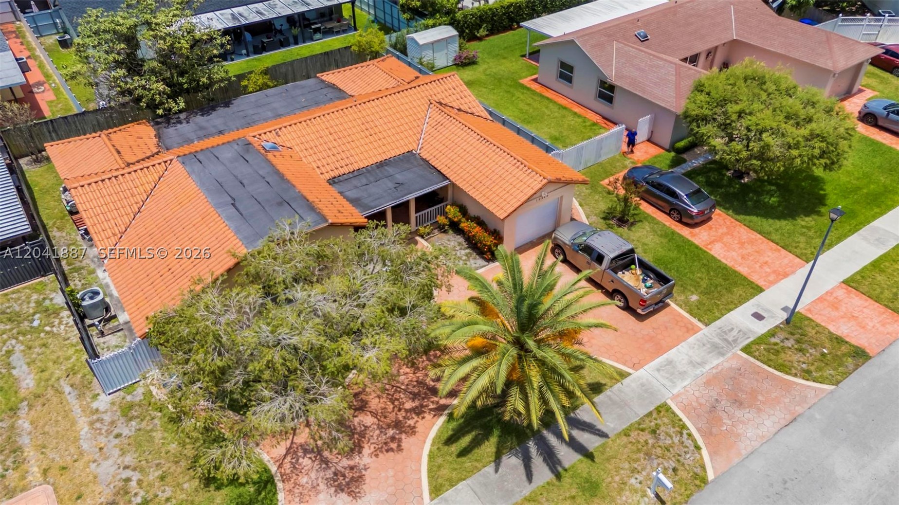 COUNTRY LAKE MANORS SEC 3 - Residential