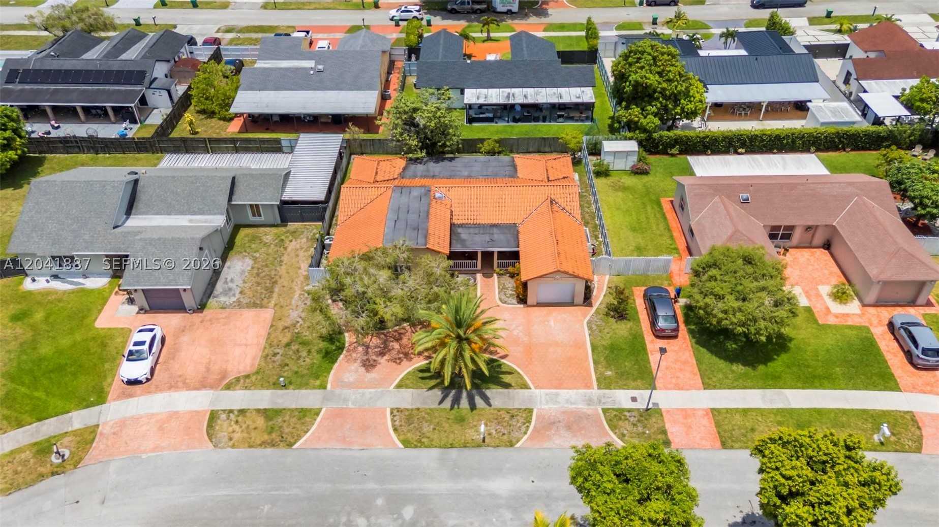 COUNTRY LAKE MANORS SEC 3 - Residential