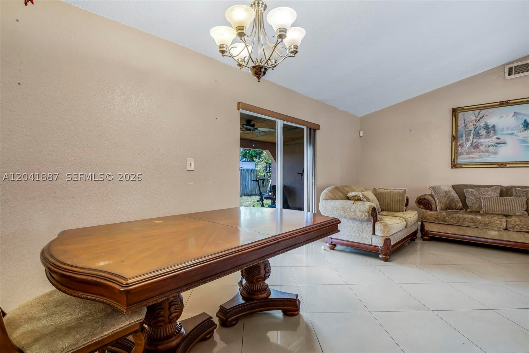 COUNTRY LAKE MANORS SEC 3 - Residential
