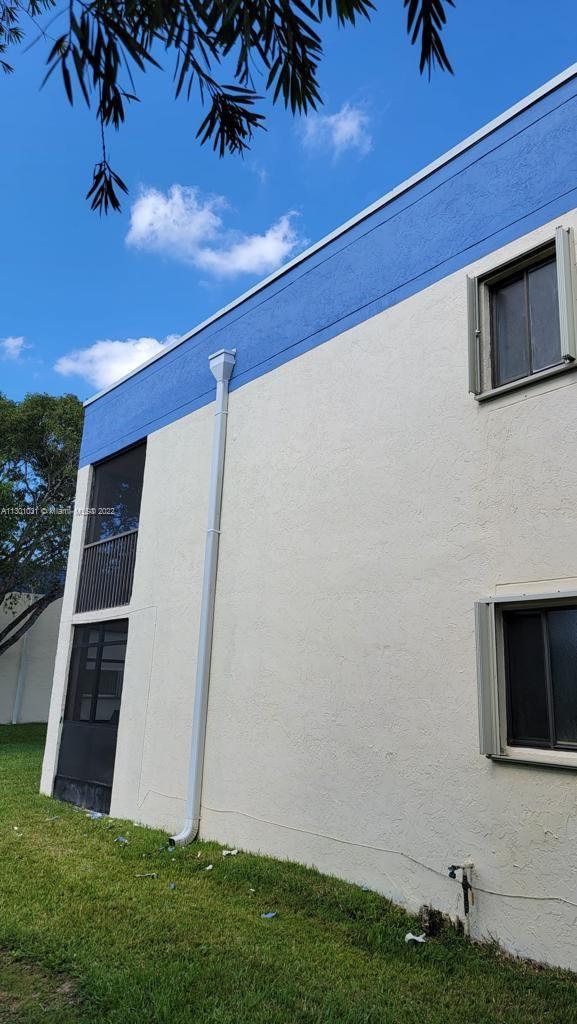 RACQUET CLUB VILLAGE APAR - Residential