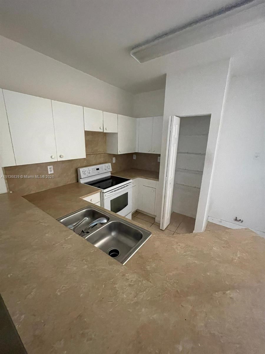 UNITED HOMES AT BELLA VIS - Residential
