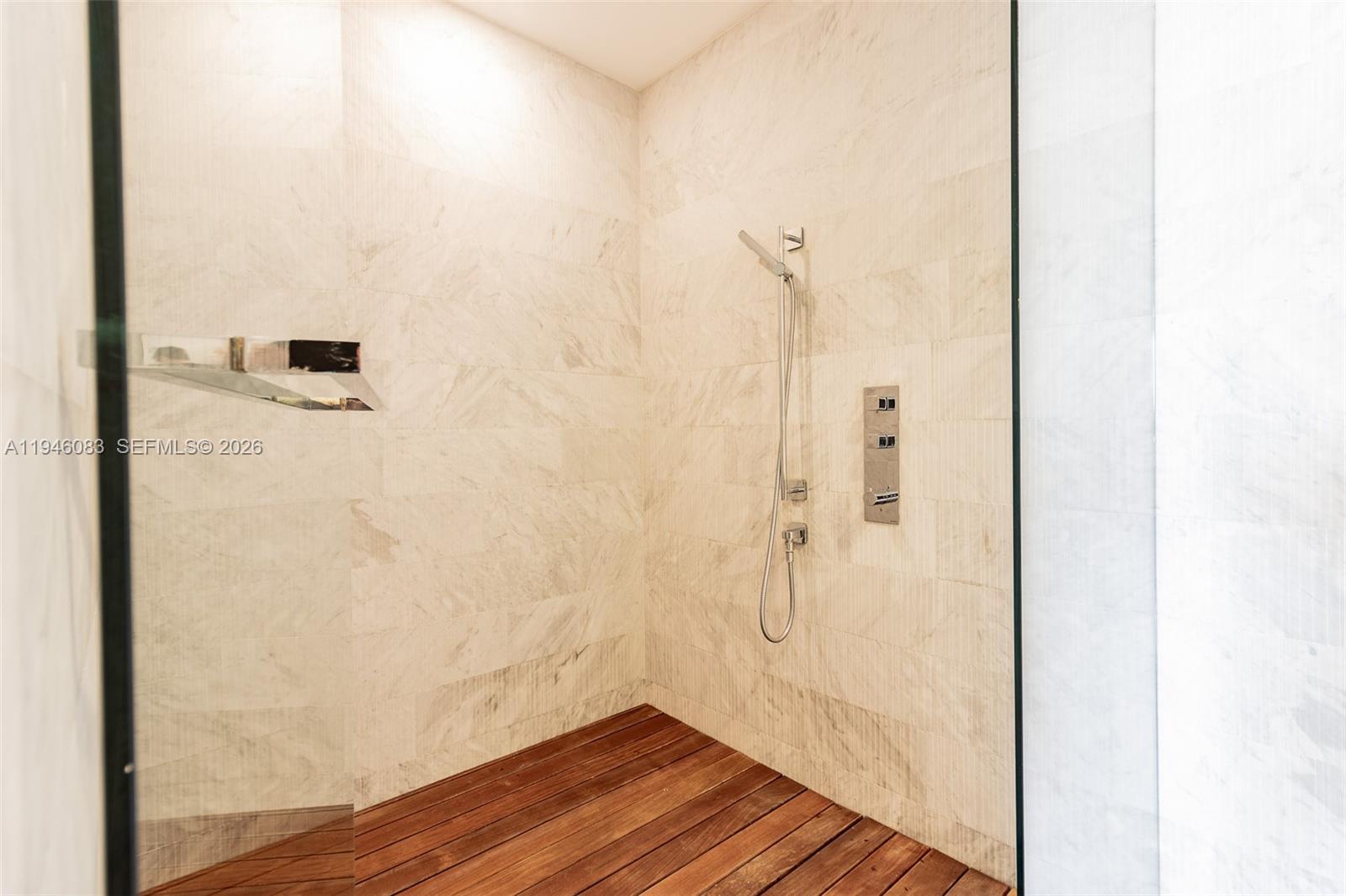 OCEANA BAL HARBOUR CONDO - Residential
