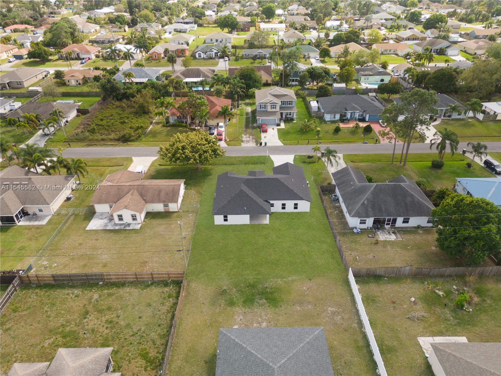 PORT ST LUCIE SECTION 16 - Residential