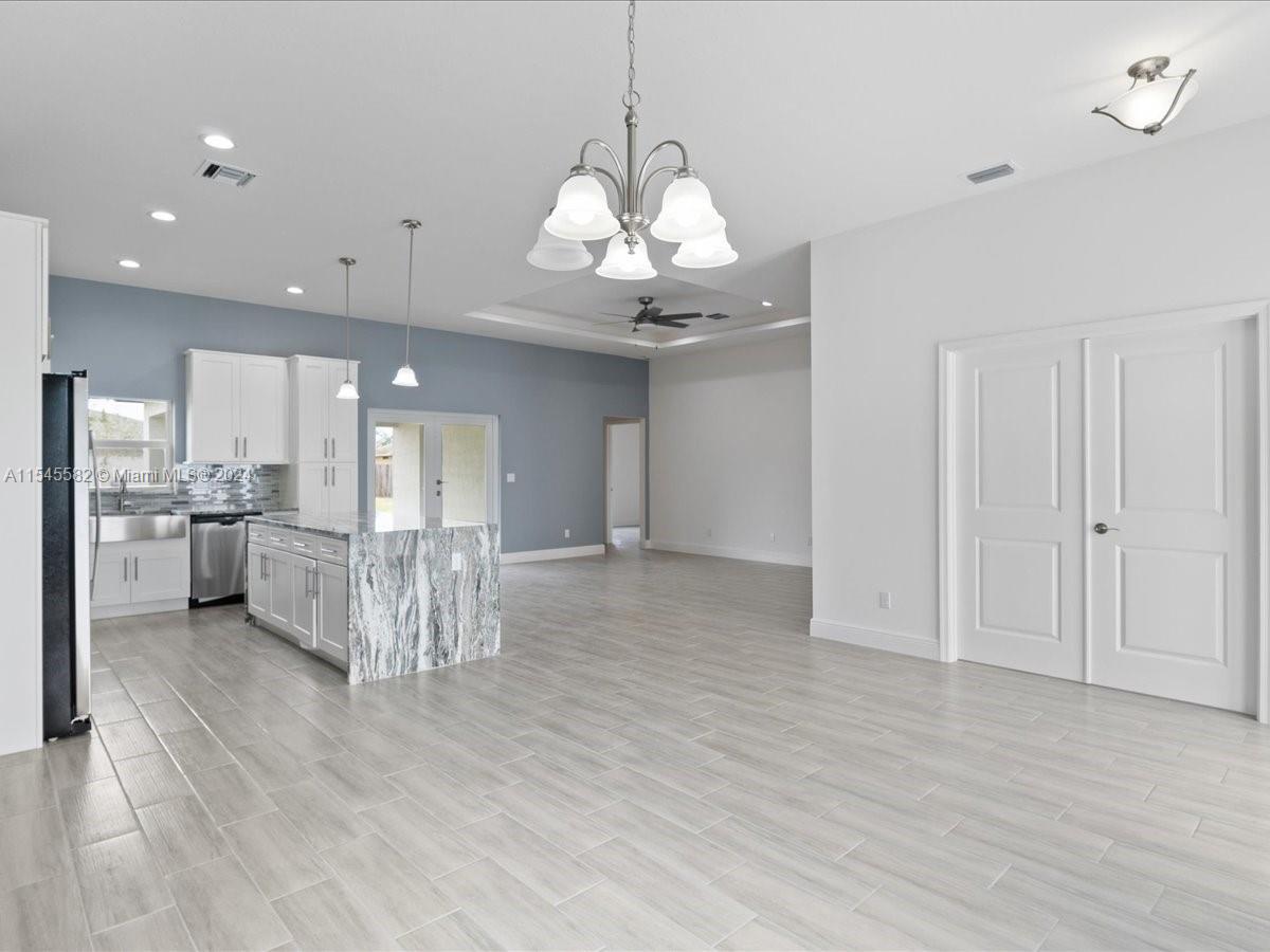 PORT ST LUCIE SECTION 16 - Residential