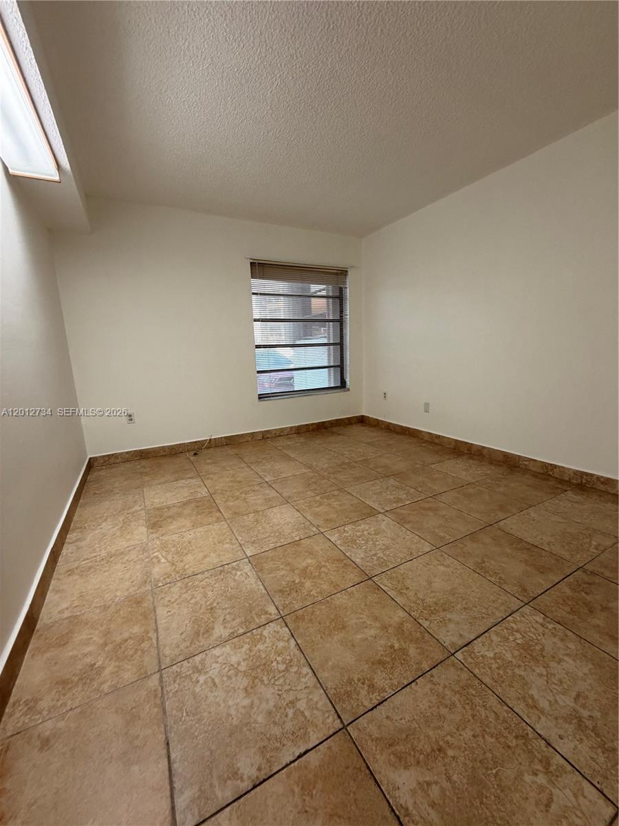 PENINSULA AT INTL GARDENS - Residential