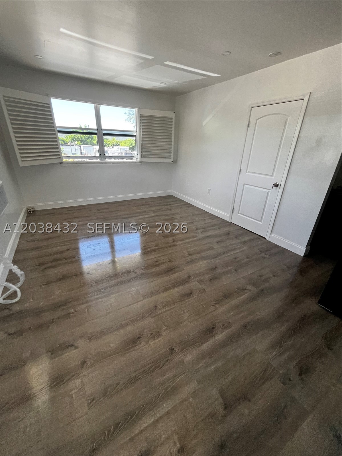 WEST HOLLYWOOD TRAILER CI - Residential Lease