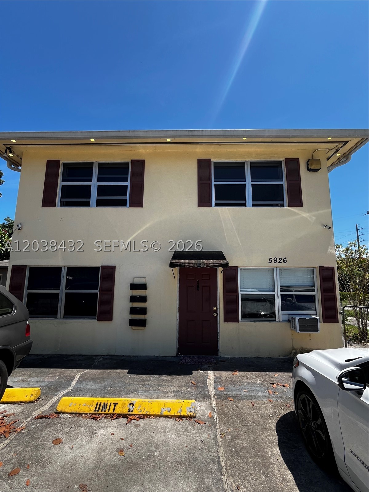 WEST HOLLYWOOD TRAILER CI - Residential Lease