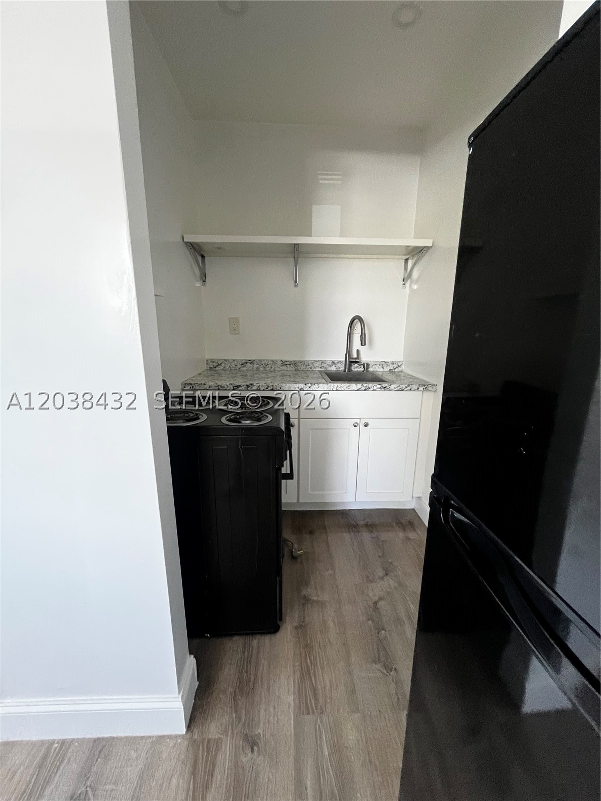 WEST HOLLYWOOD TRAILER CI - Residential Lease