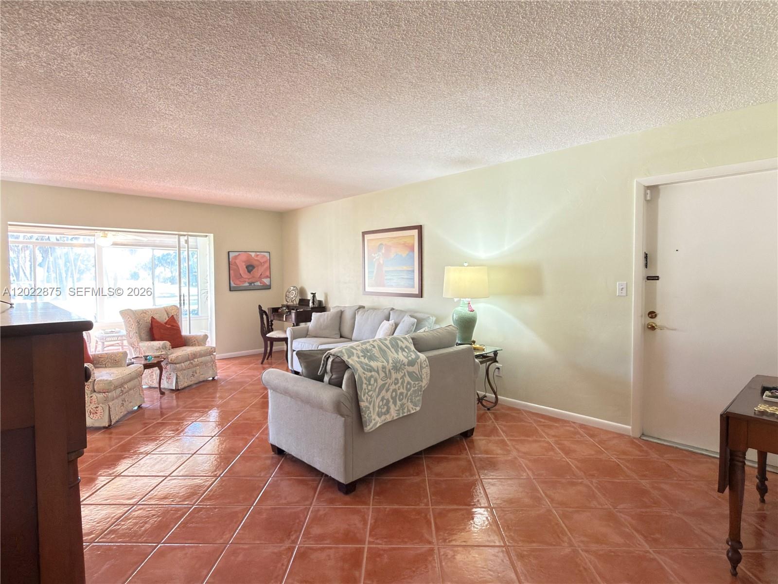 El Rio Garden - Residential